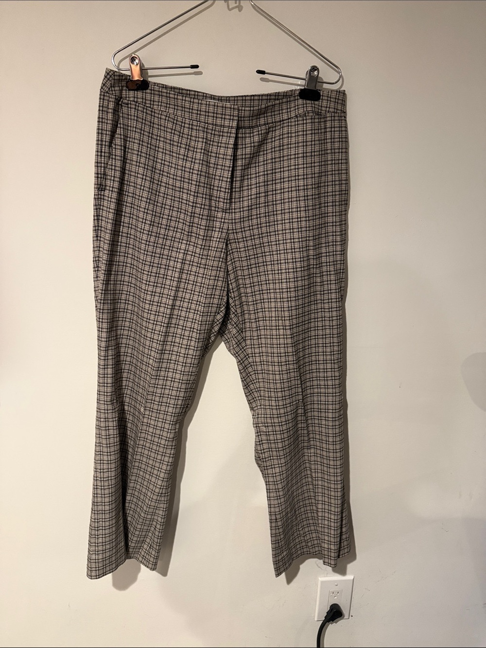 Plaid Mid-Rise Straight-Leg Trousers — Gray
